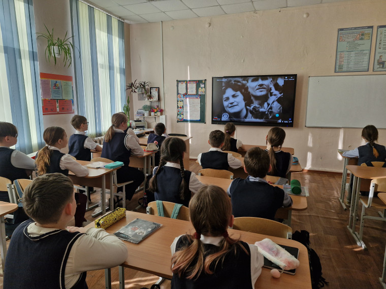 "Юрий Гагарин – хроника первого полета".